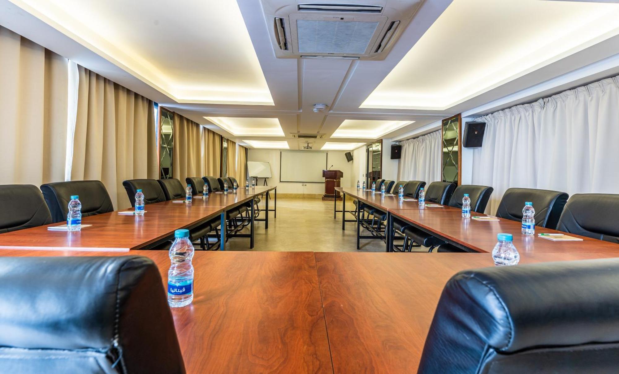 One Hotel Casablanca Luaran gambar Meeting room