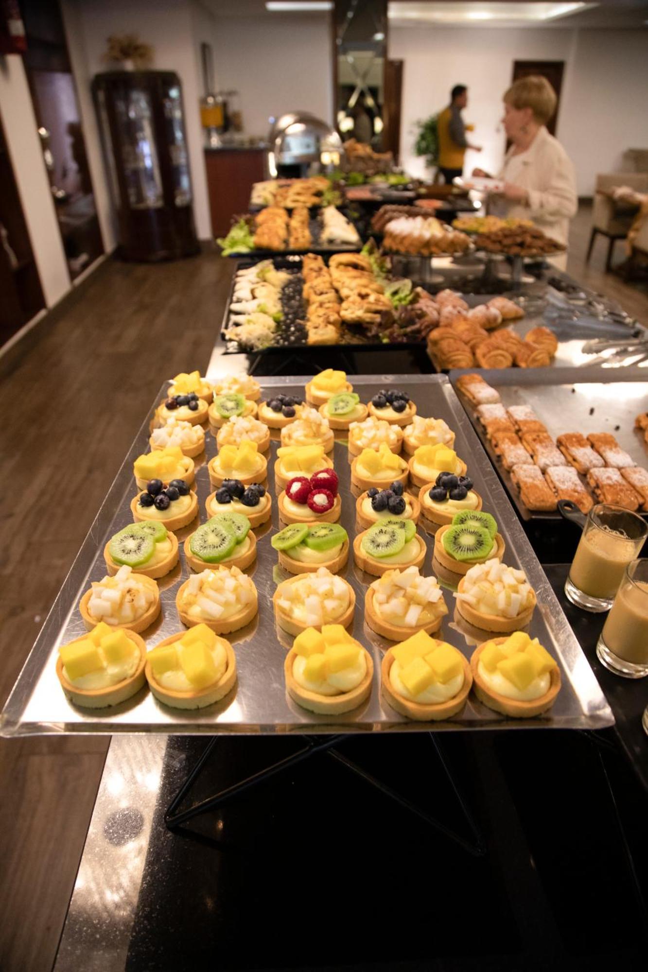 One Hotel Casablanca Luaran gambar Fruit tartlets
